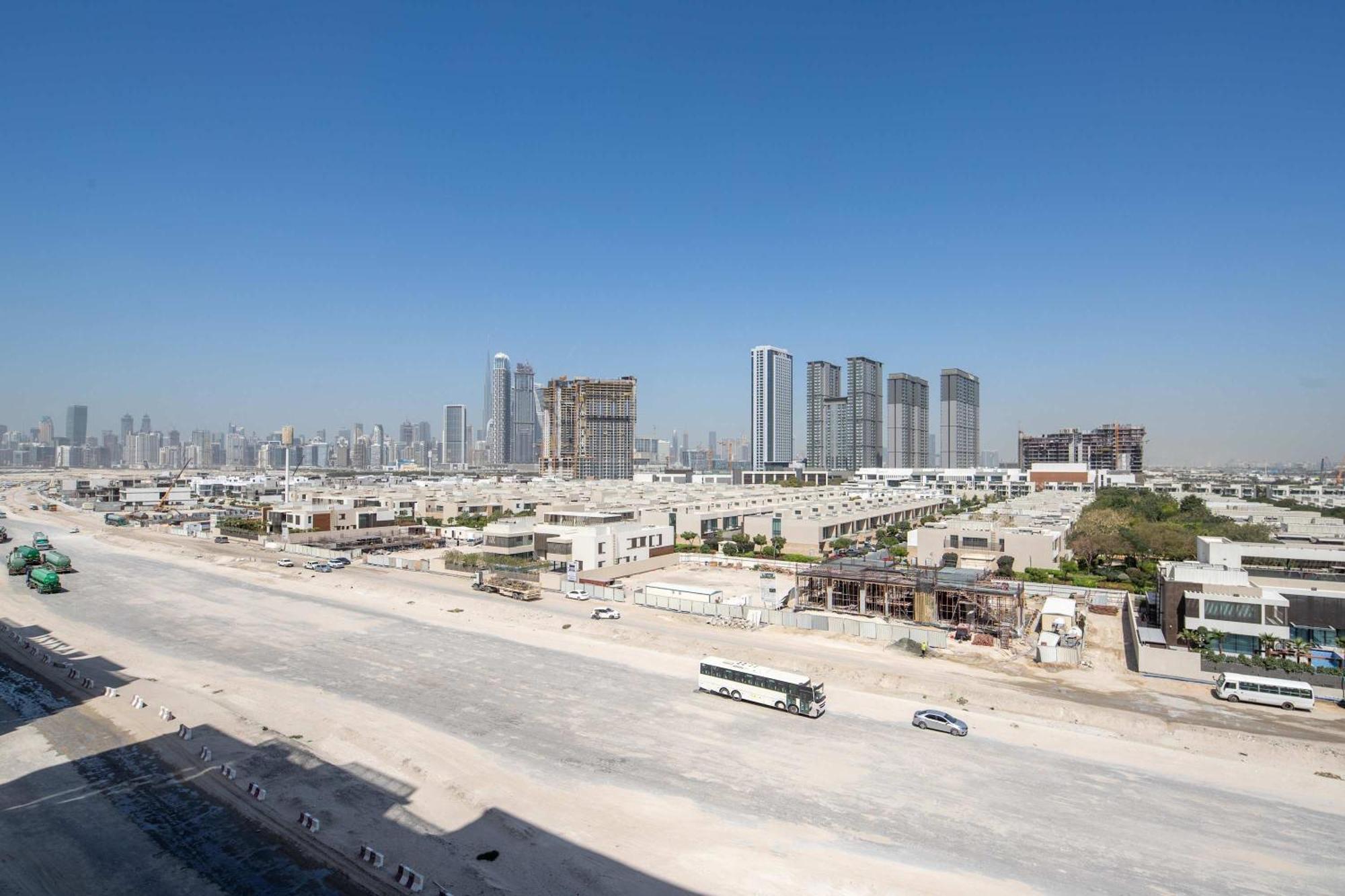 Apartment Frank Porter - Azizi Riviera 23