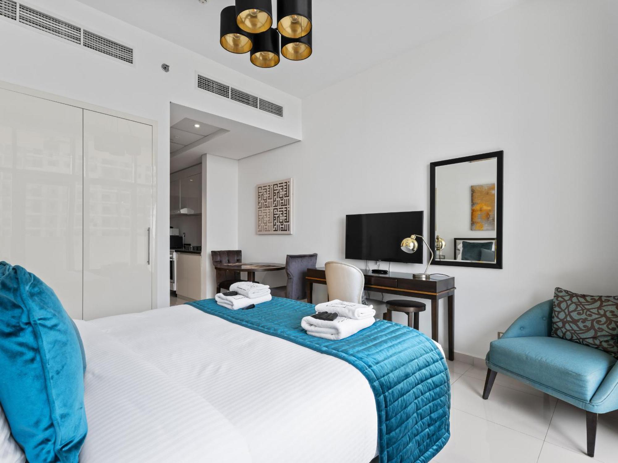 Sophisticated In Ghalia, Jvc-12 Apartment *