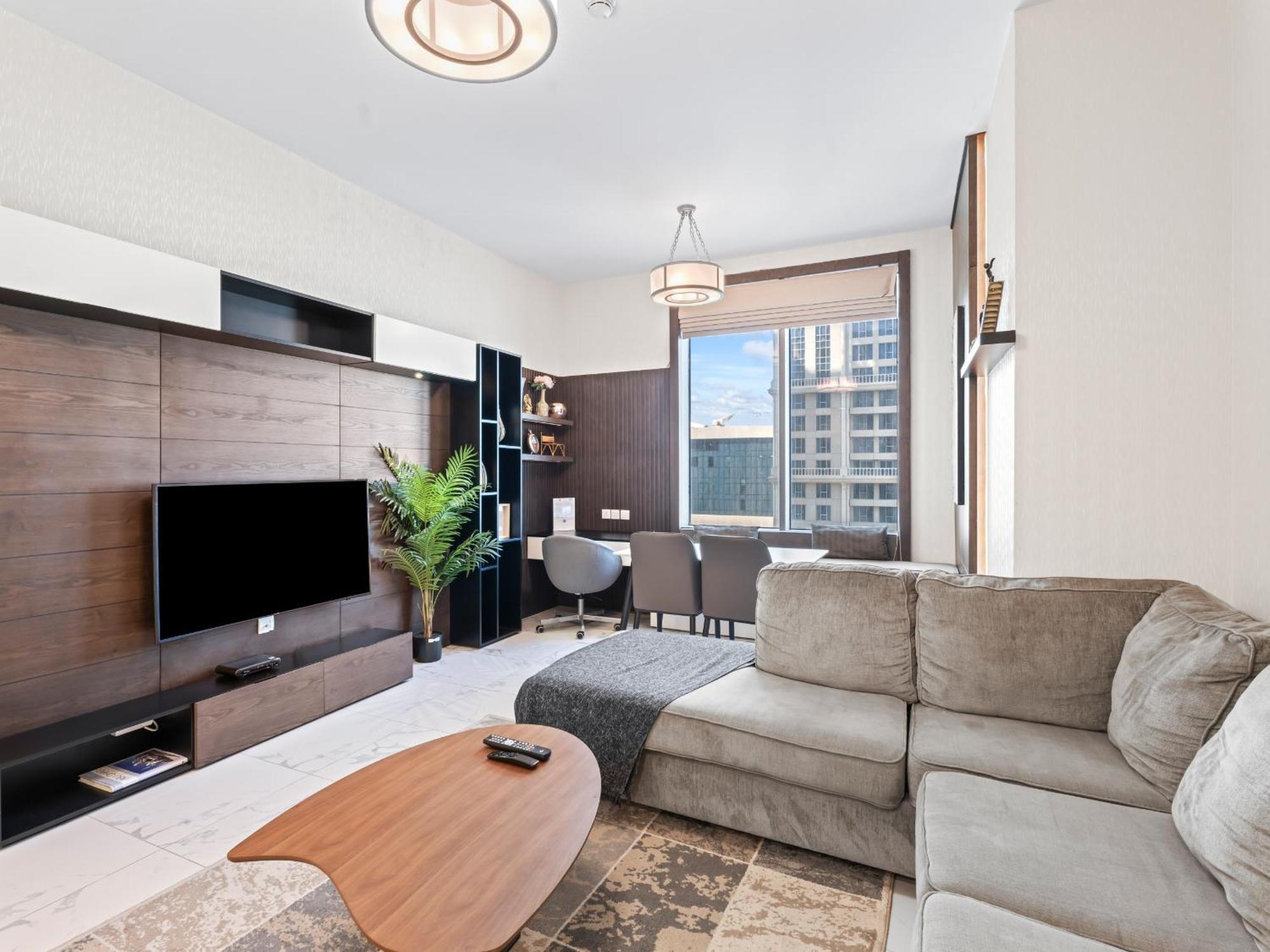Elegant 1-bdr Retreat With Stunning Views -noura Tower 37