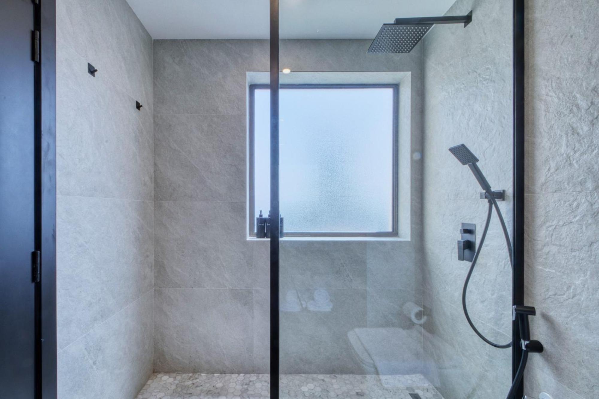 Apartment Brand New Luxurious 2 Bdr With Marina Views And Jbr I Rimal 1