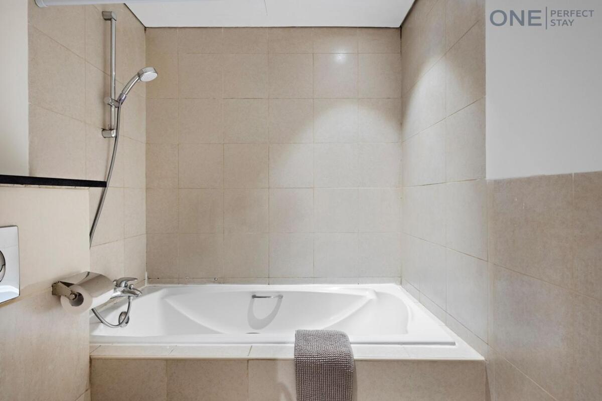 Apartment Fantastic 1br In Downtown Next To Burj Khalifa Dubai