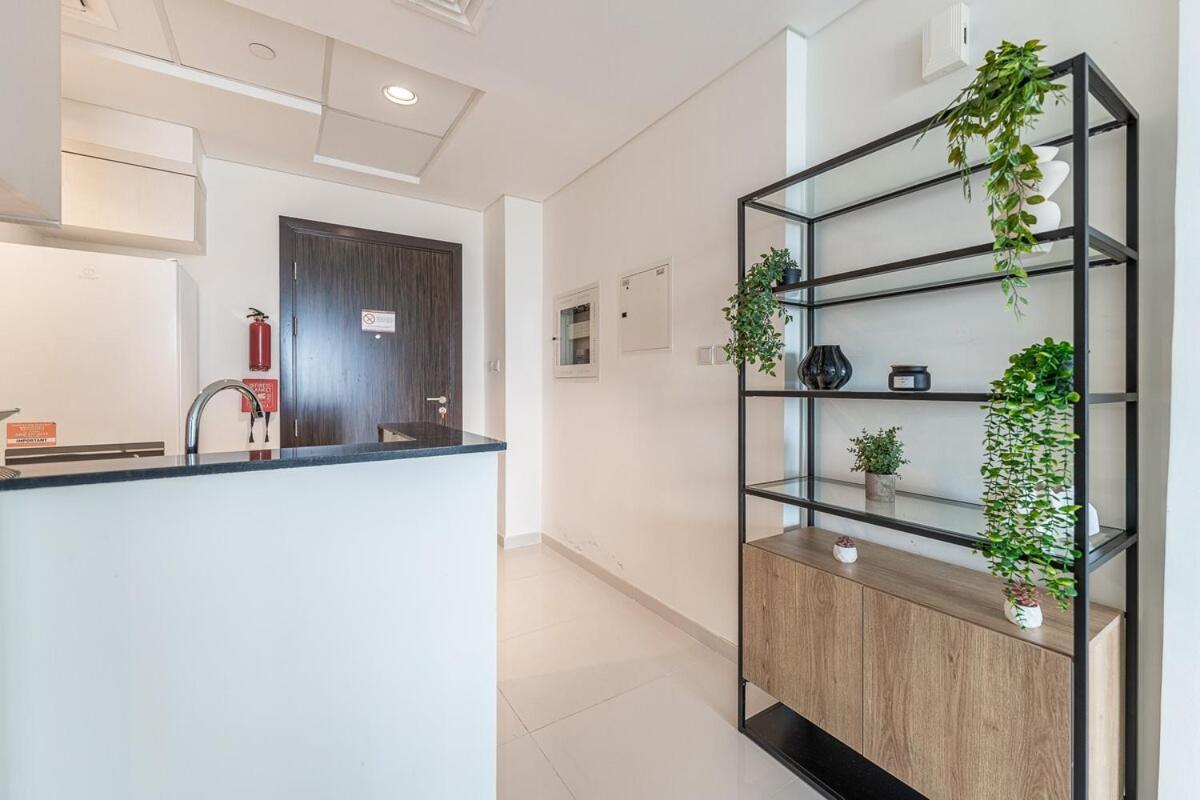 Havn - 1 Bed In Damac Hills 1, Golf Course View Apartment