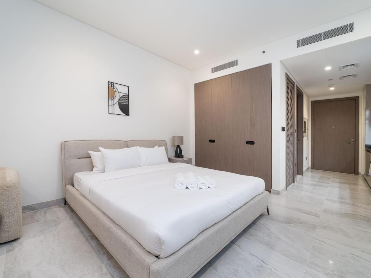 Apartment Luxury In Peninsula Five, Business Bay