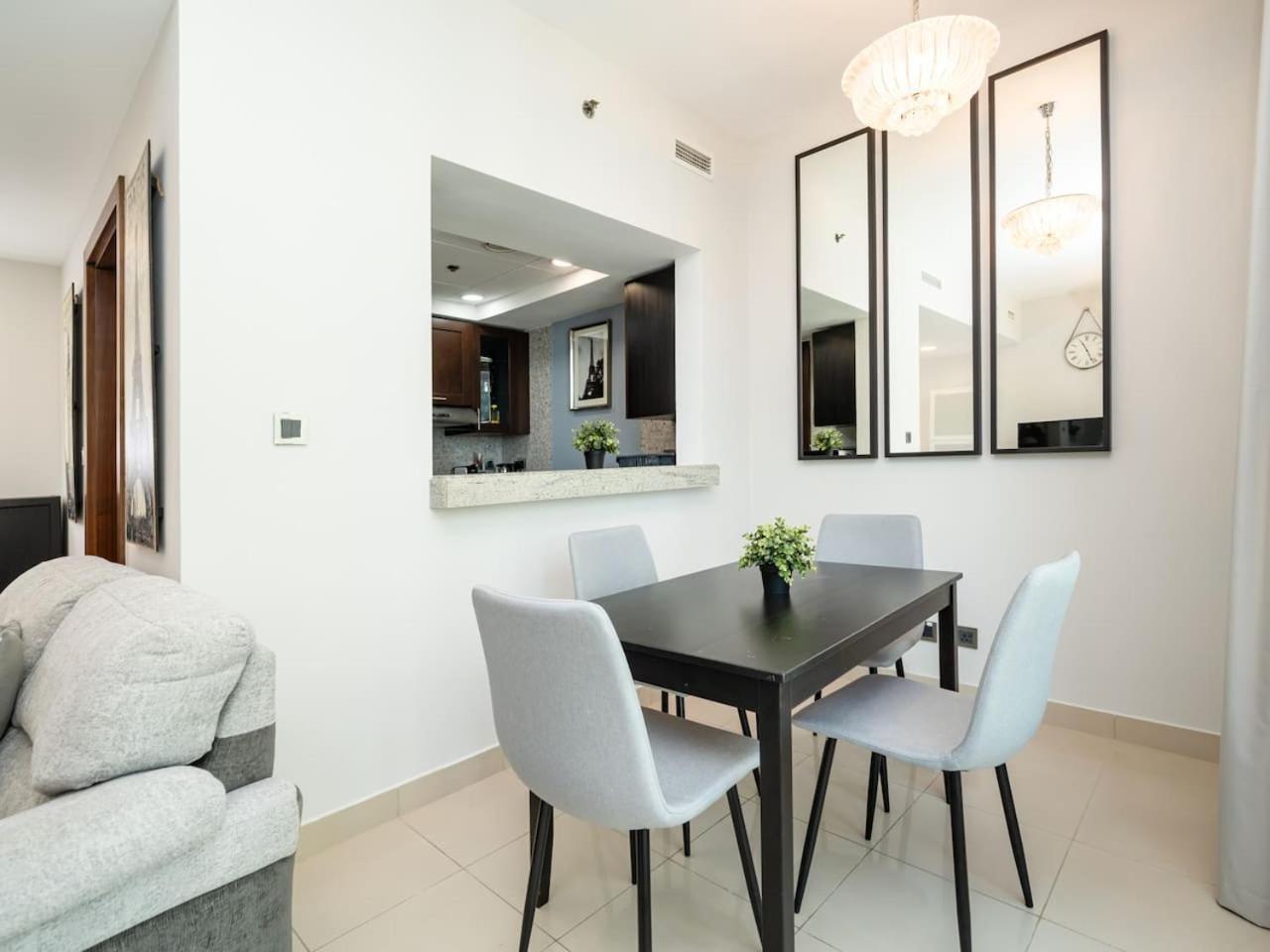 Stylish And Cozy 1 Bed With Marina Views *