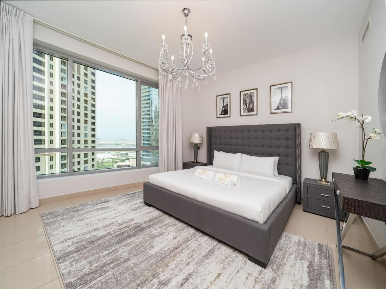 Stylish And Cozy 1 Bed With Marina Views Dubai