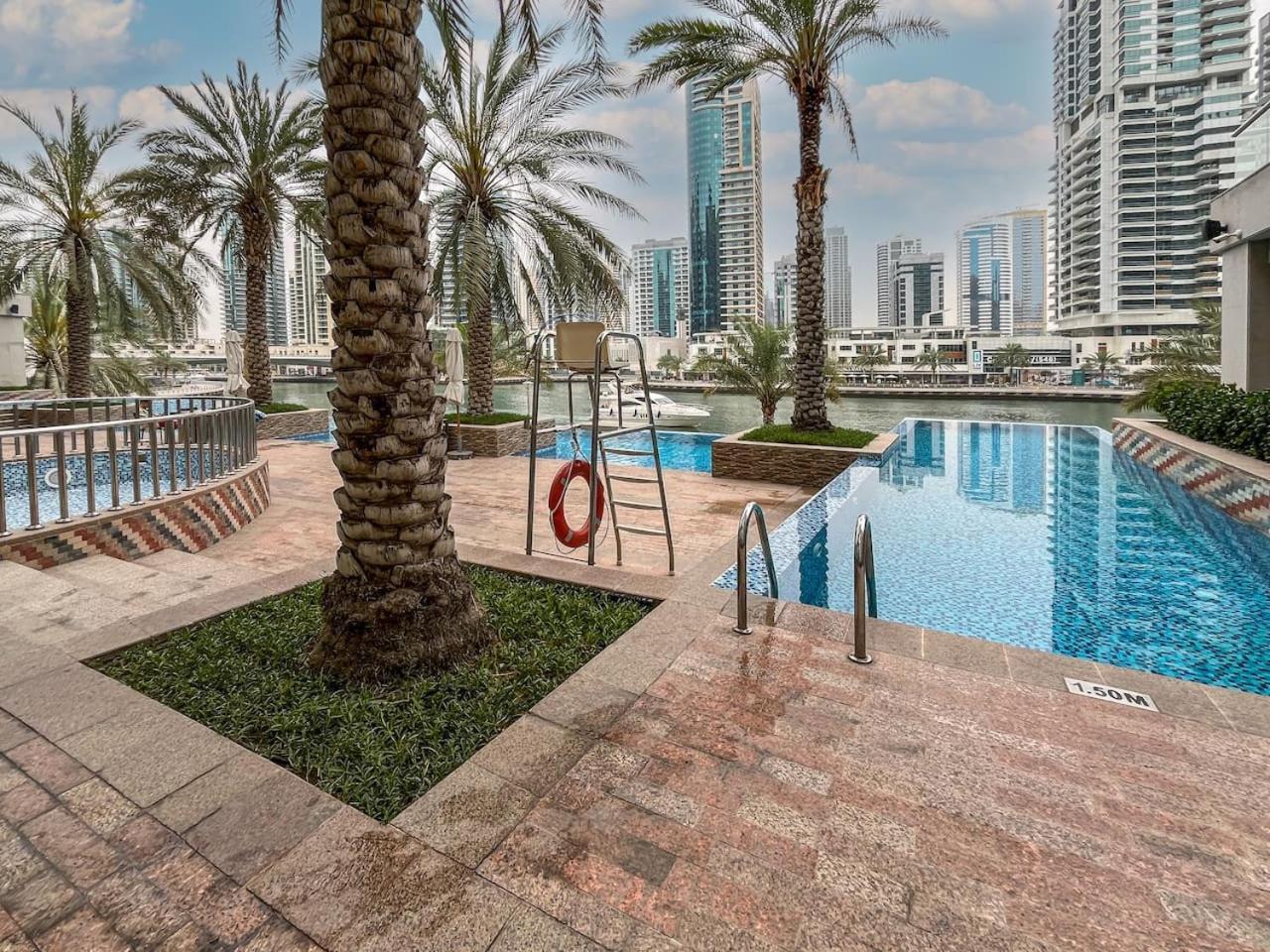Stylish And Cozy 1 Bed With Marina Views Apartment Dubai