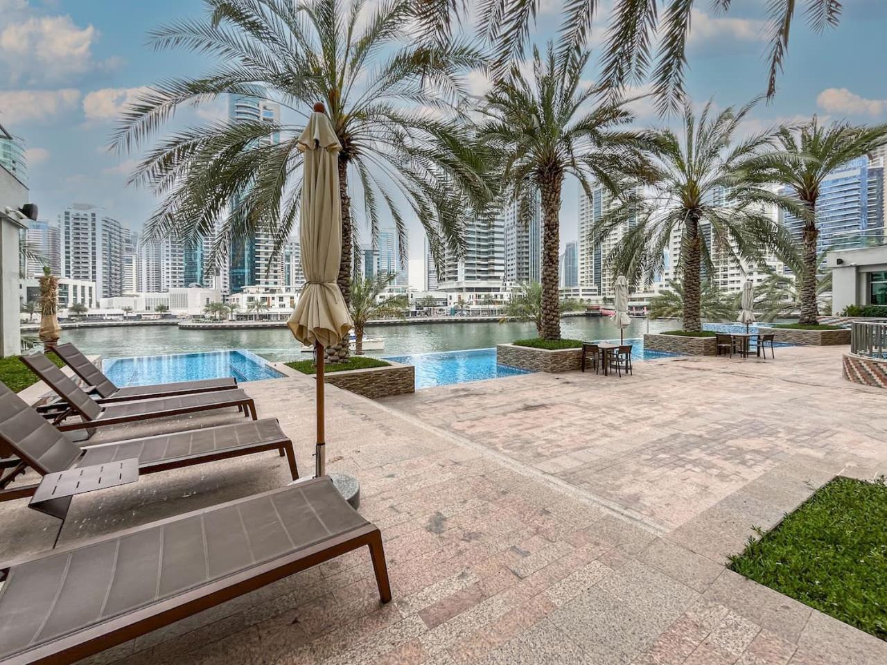 Stylish And Cozy 1 Bed With Marina Views Dubai