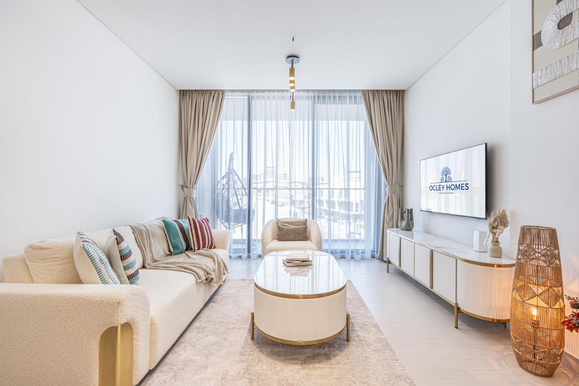 Exquisite Brand New In The Heart Of Jvc Apartment *