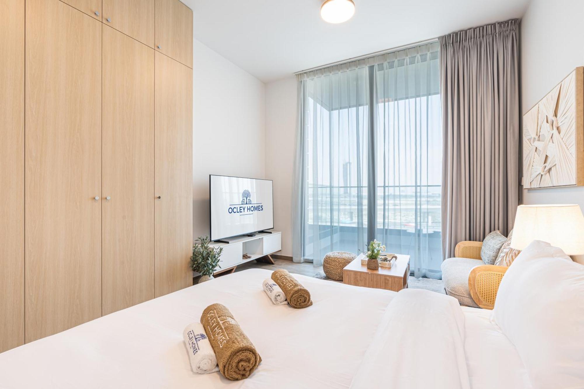 Apartment Premium Brand New With Incredible Facilities *