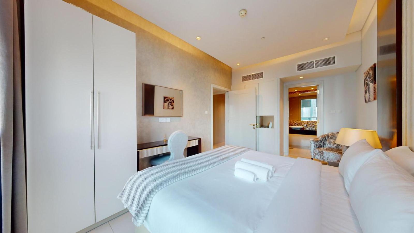 Apartment Upper Crest - Vibrant One Bedroom In Downtown Dubai