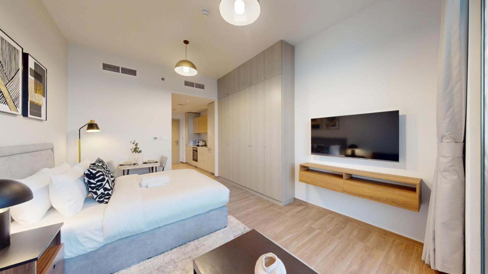 Belgravia Heights - Modern With View Apartment