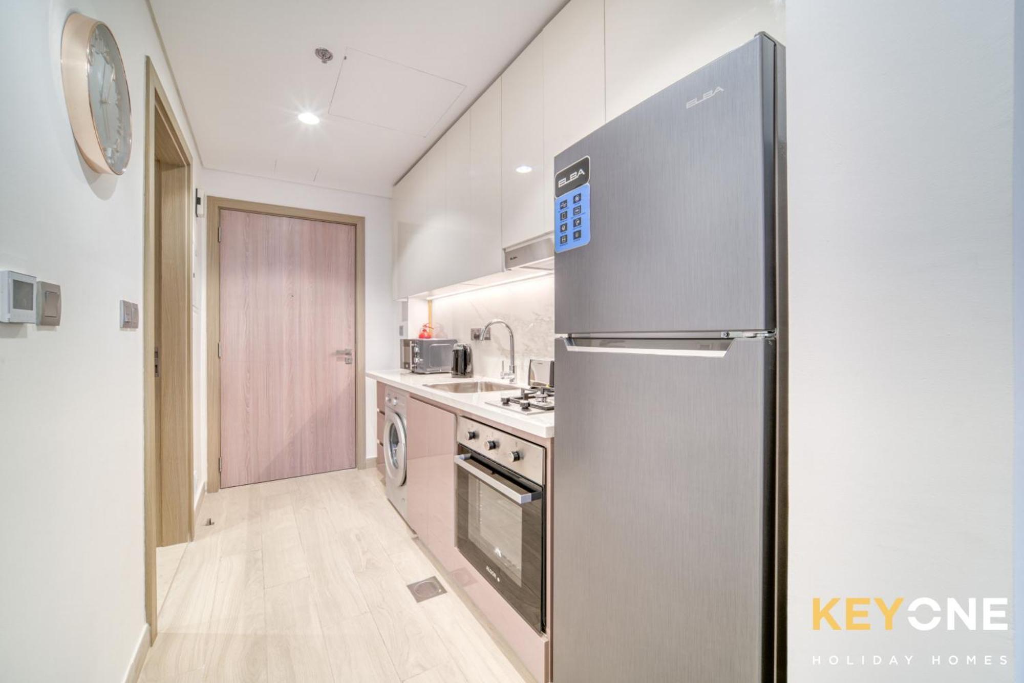 Apartment Spacious Azizi Riviera Studio Dubai