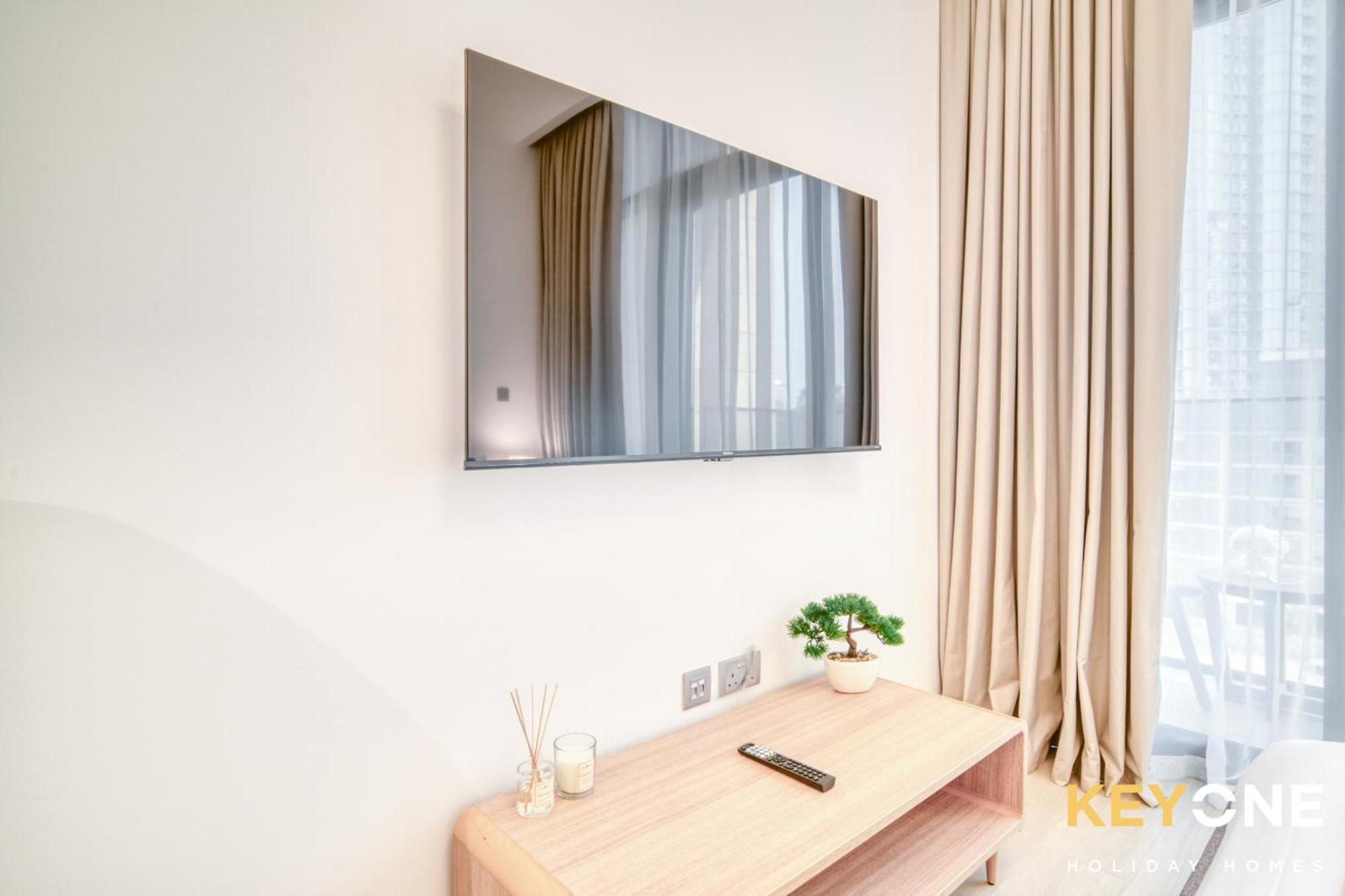 Spacious Azizi Riviera Studio