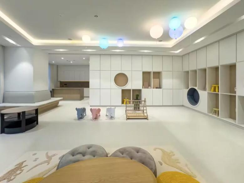 Burj Khalifa Views 4br Luxe With Stunning Fountain Show *