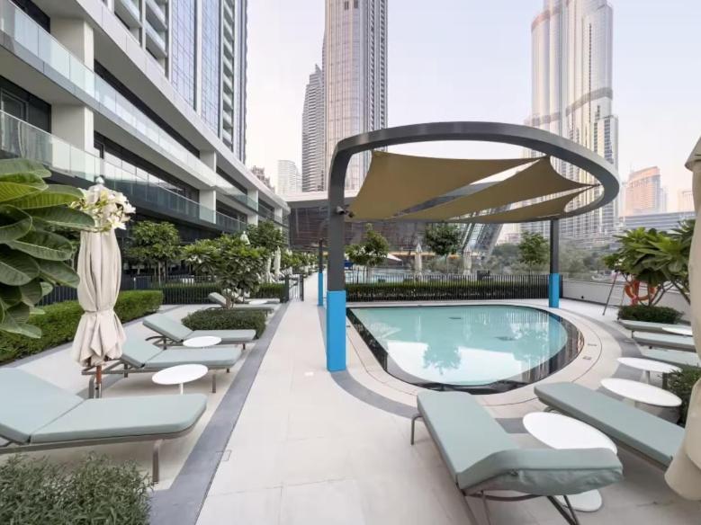 Burj Khalifa Views 4br Luxe With Stunning Fountain Show Apartment *