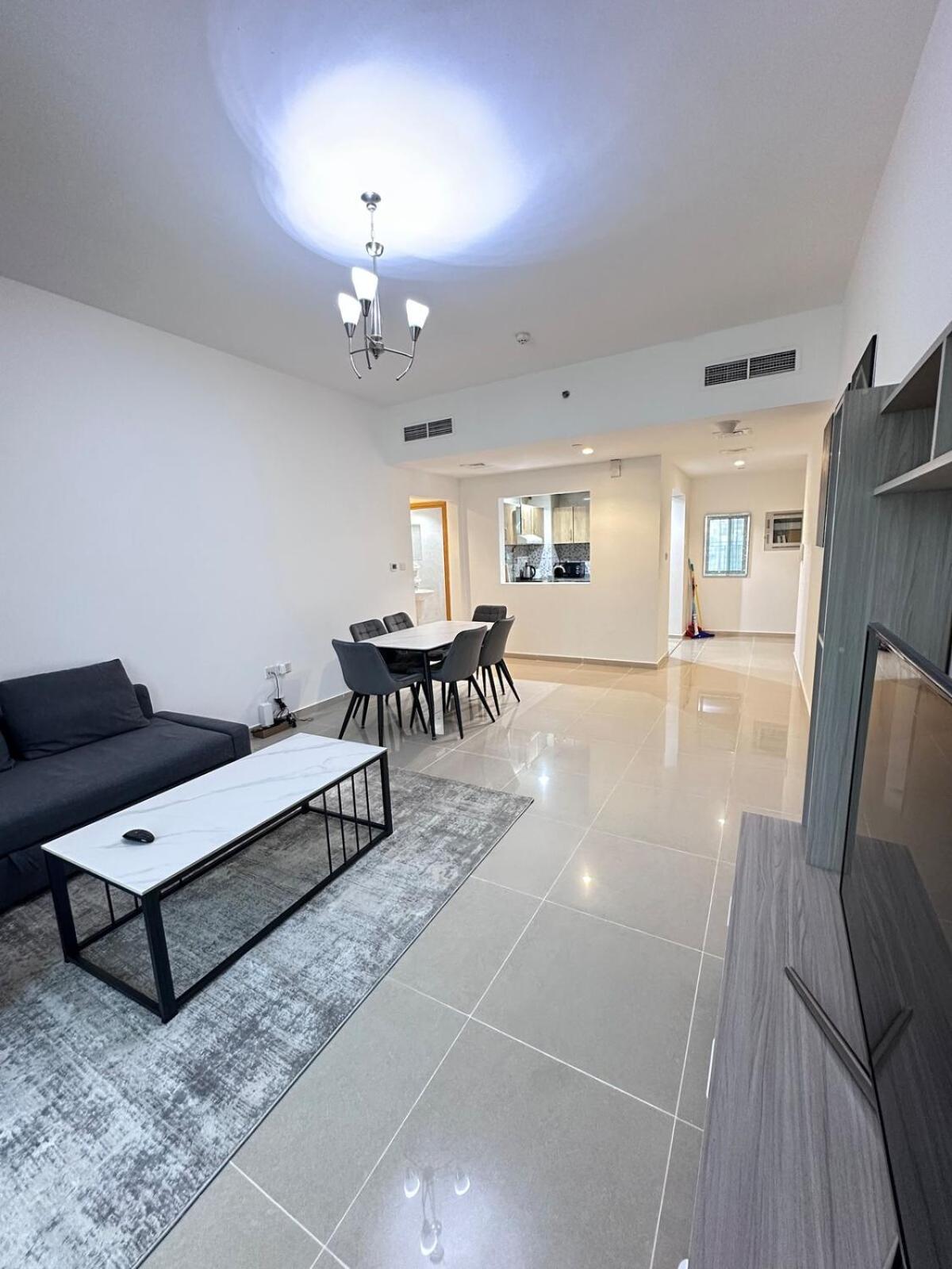 1 Bedroom Jvc Apartment