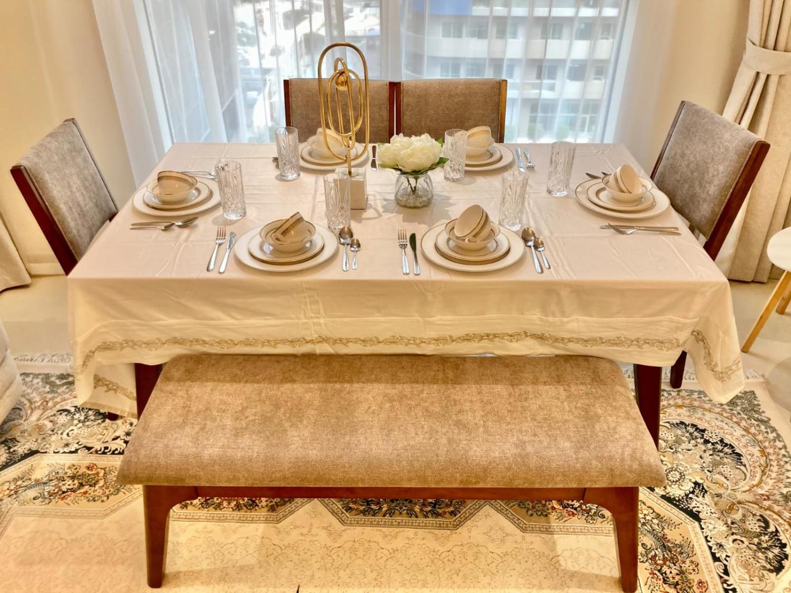 Signature 1 Bedroom Escape In Dunya Tower Experience Downtown At Its Finest Dubai