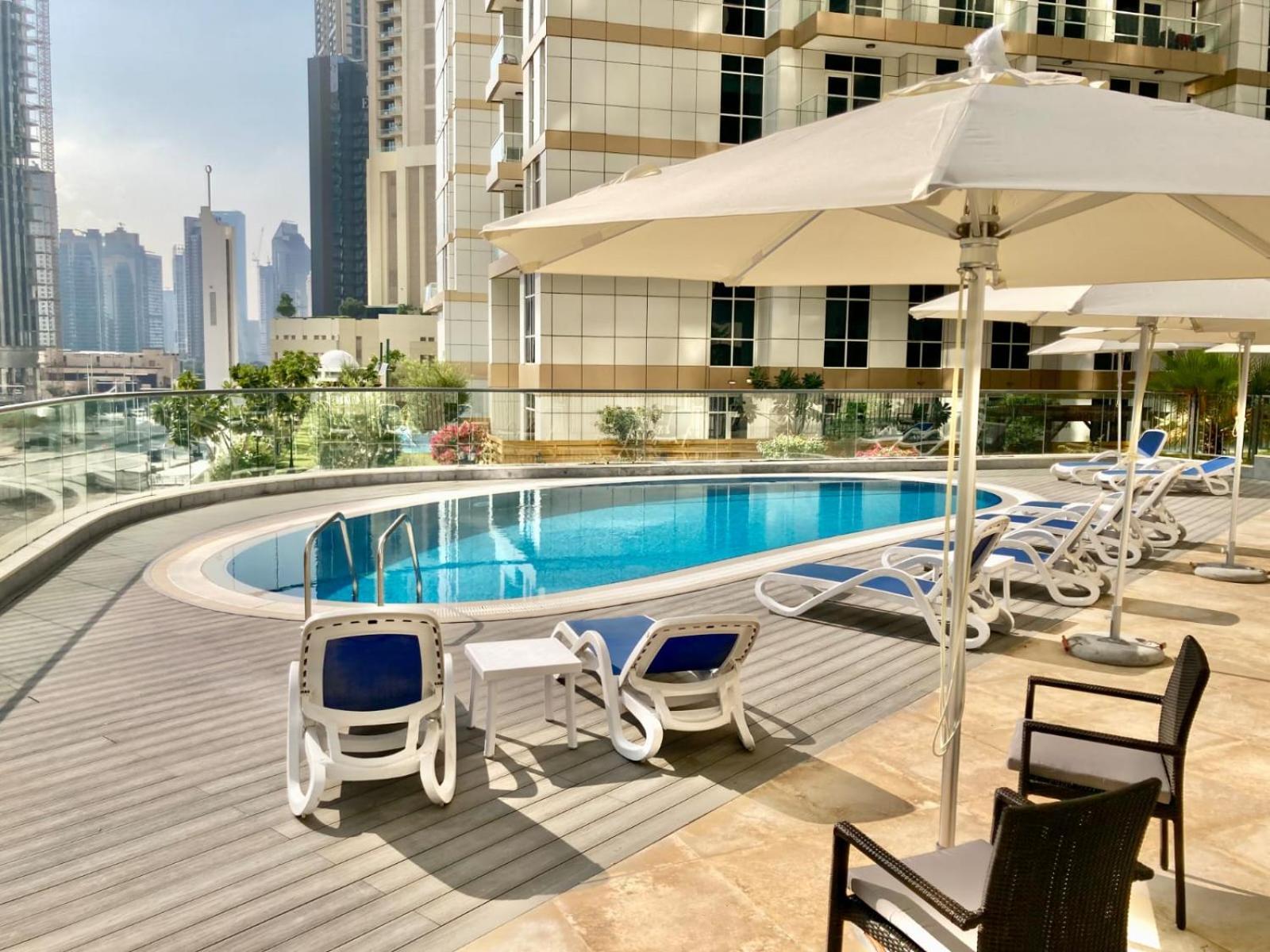 Signature 1 Bedroom Escape In Dunya Tower Experience Downtown At Its Finest