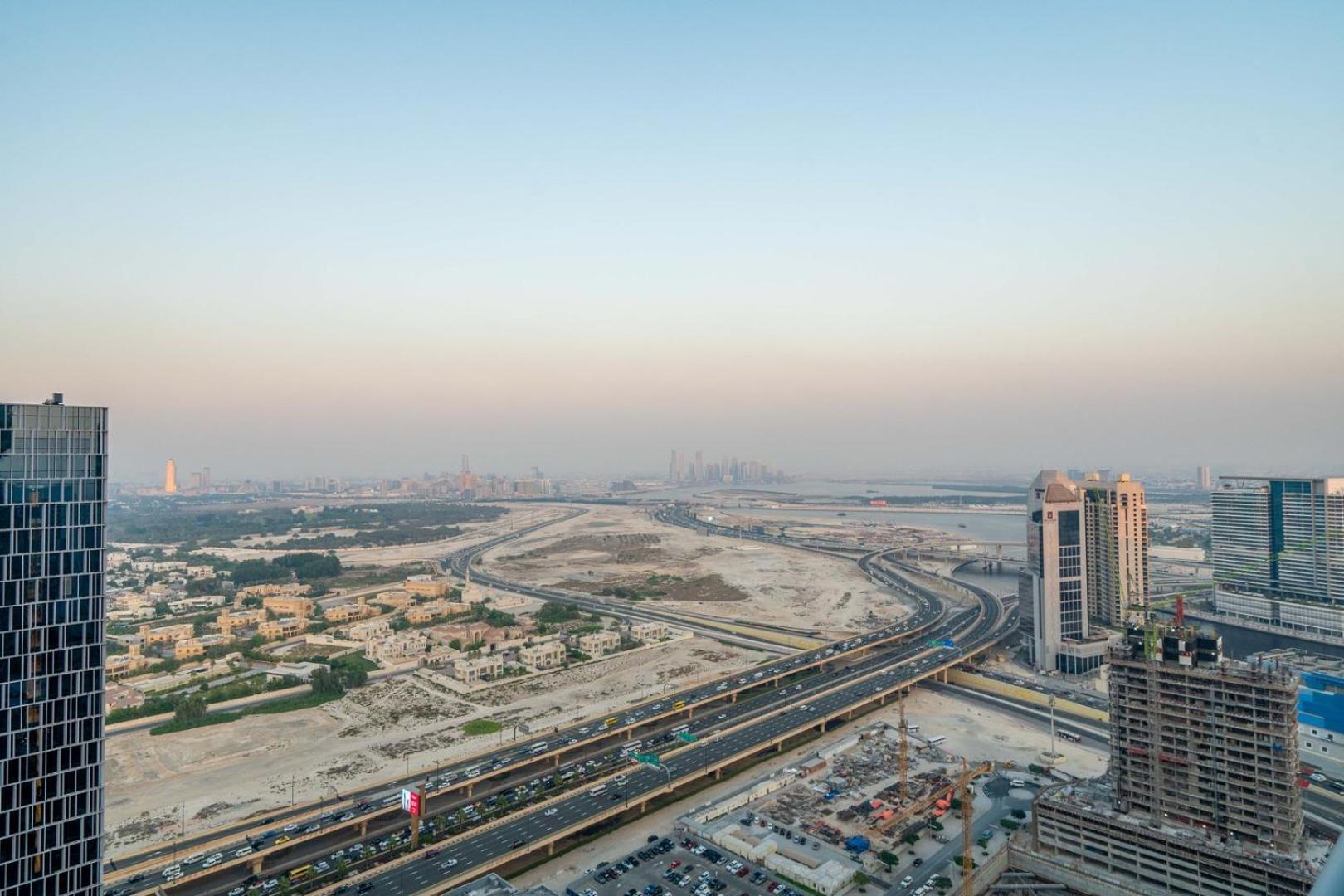 Guestready - Peaceful Skyline At Signature Tower