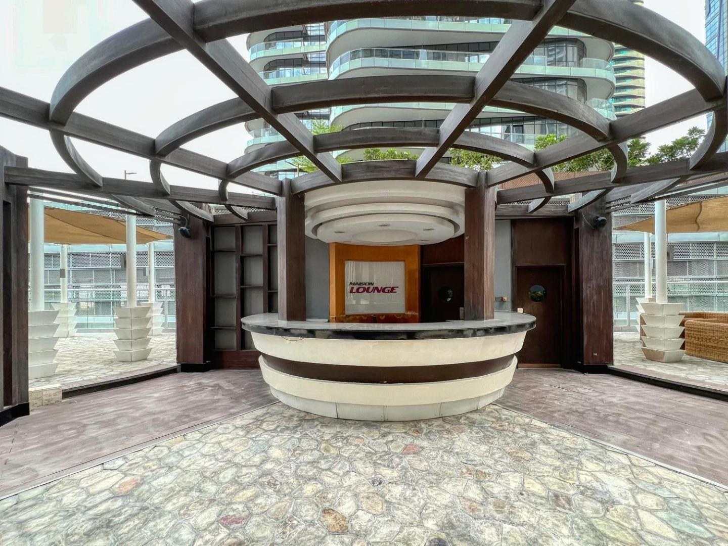 Guestready - Peaceful Skyline At Signature Tower Apartment
