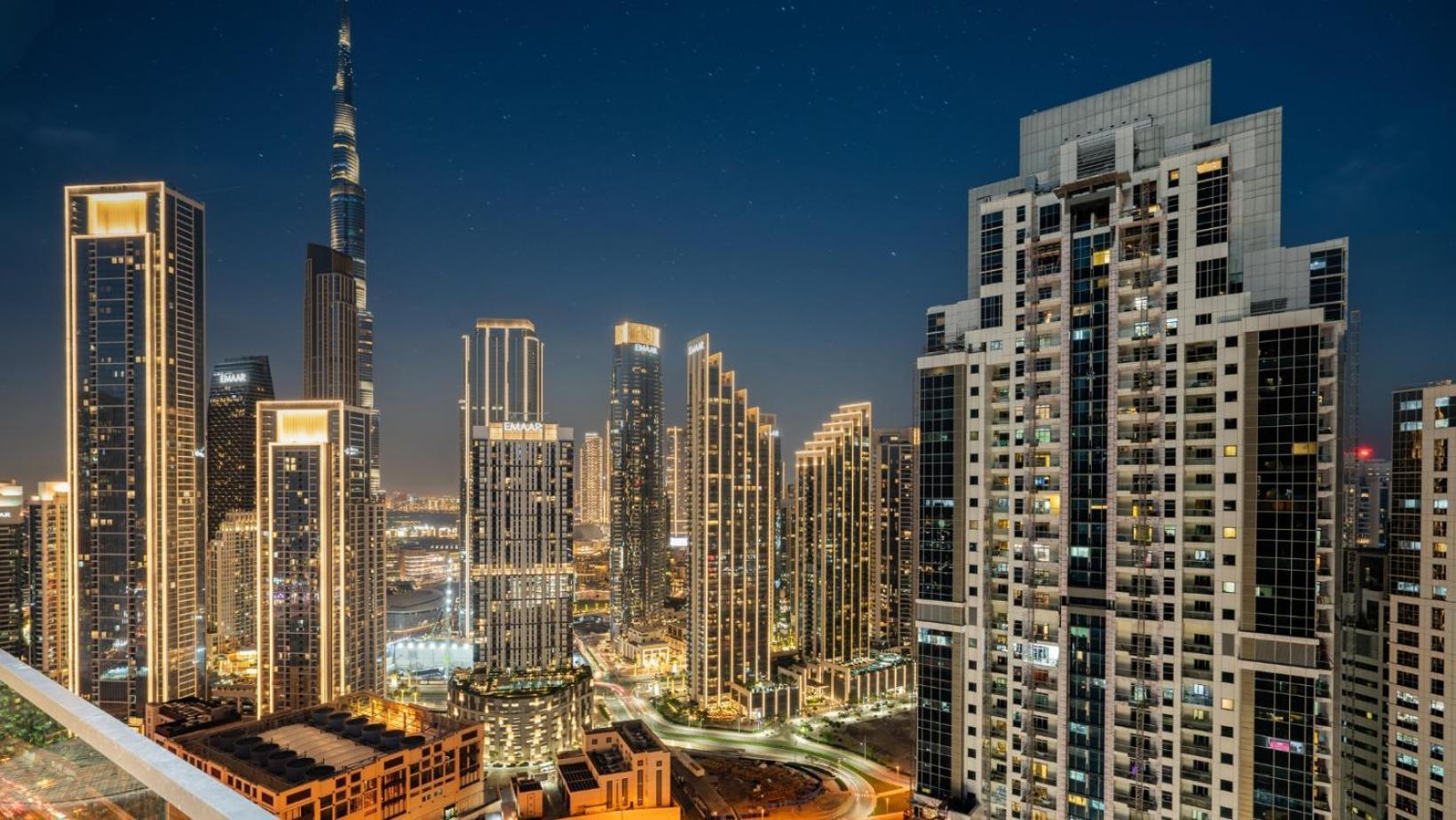Sky Infinity Pool, Burj Khalifa Views Apartment *