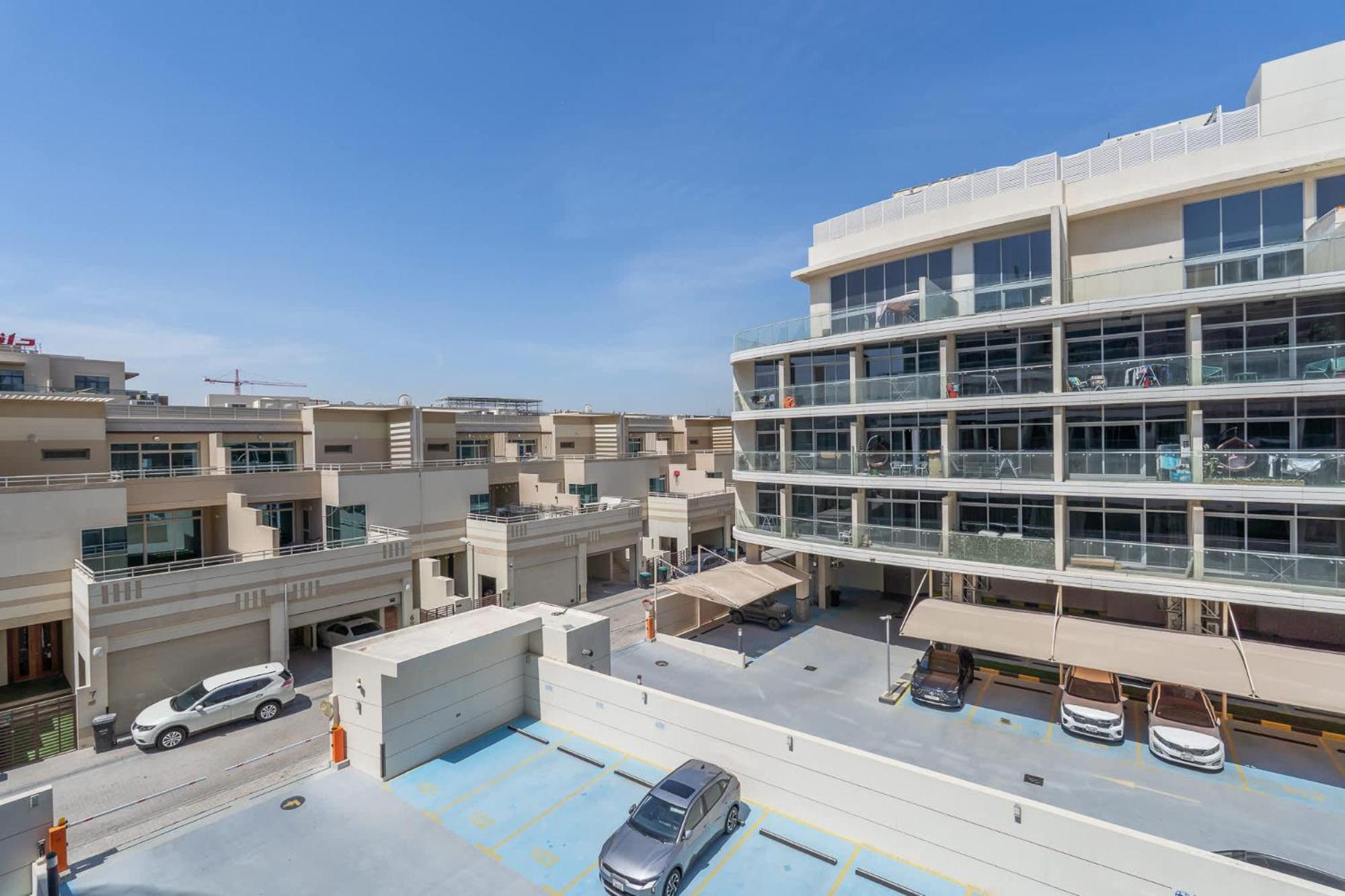Heart-captivating In Shamal Waves 2 Dubai