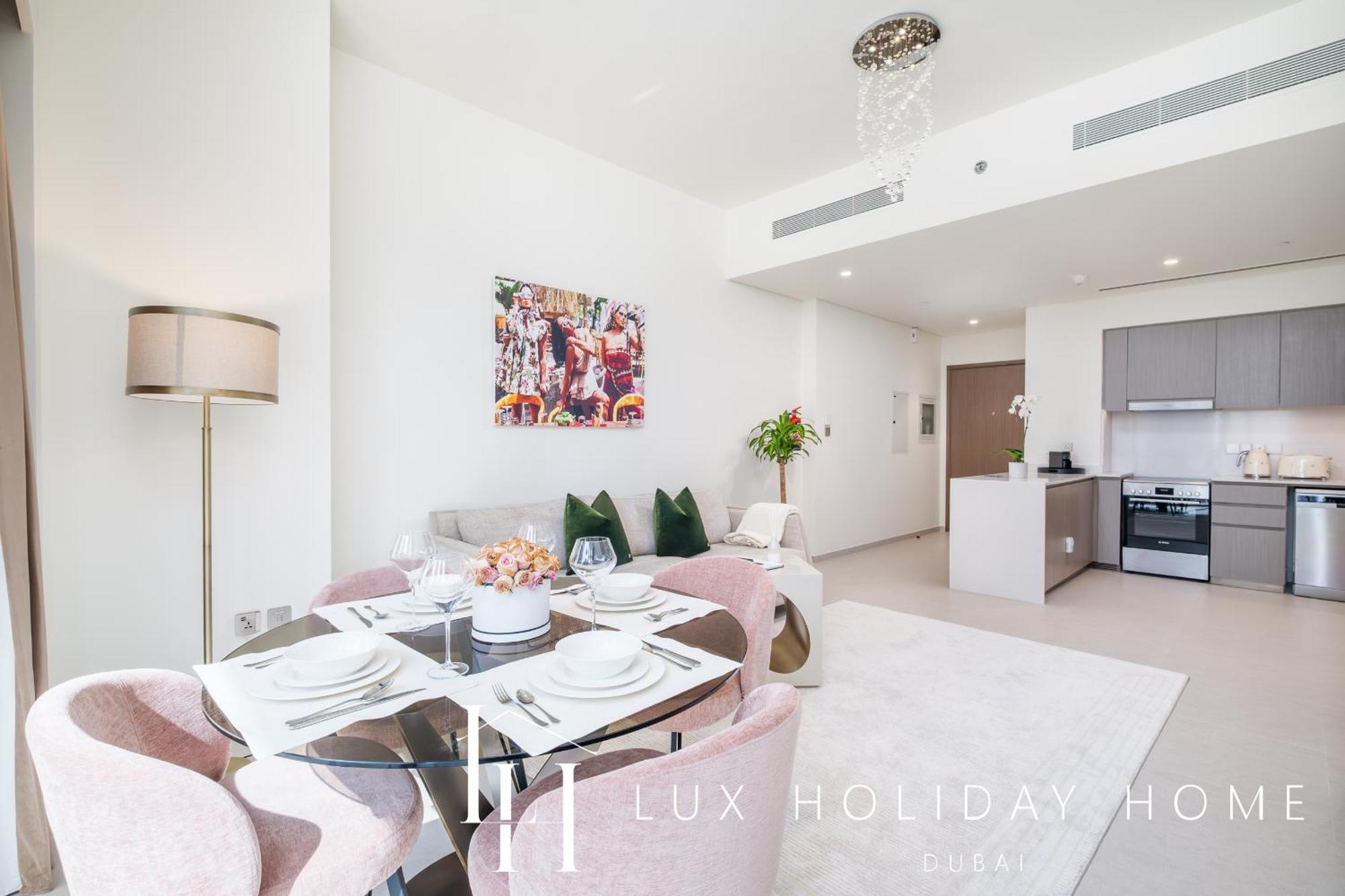 Apartment Lux The Grande Signature Skyline 2 Dubai