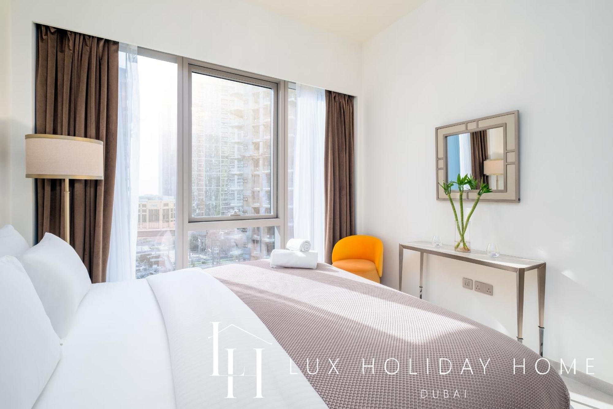 Lux The Grande Signature Skyline 2 Apartment