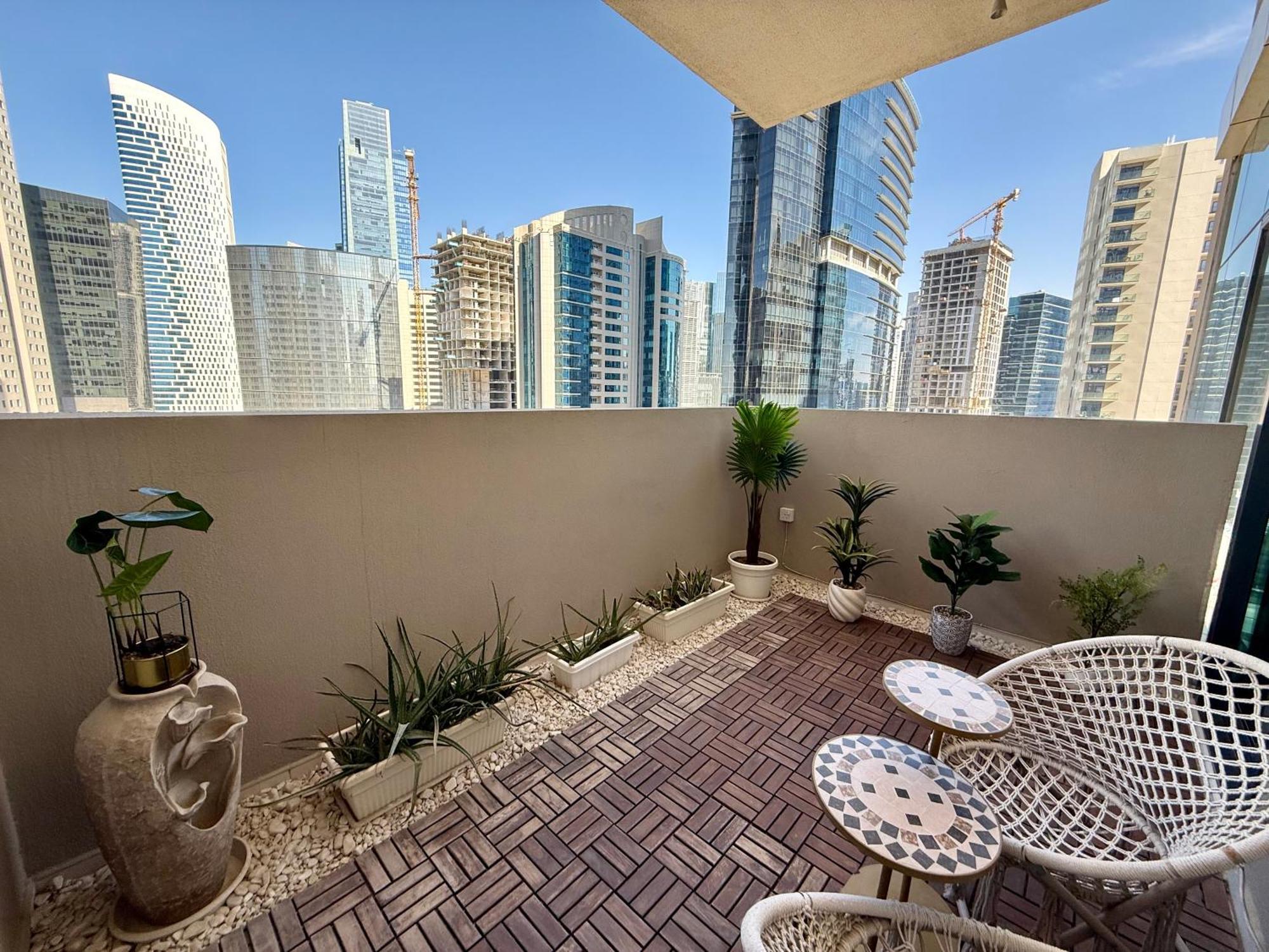 Apartment Luxury - Prime Business Bay Location, 7 Min To Mall Dubai