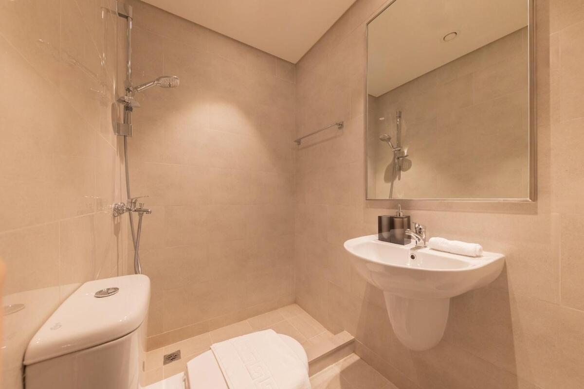 Luxury 4br Prime Downtown * Dubai
