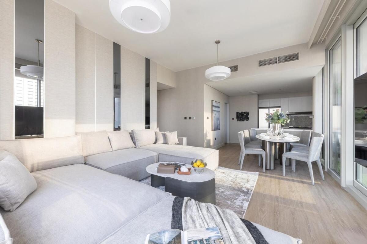 Luxury 4br Prime Downtown * Dubai