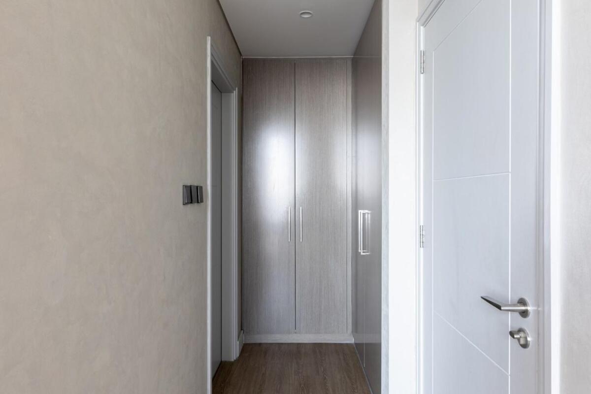 Luxury 4br Prime Downtown Apartment