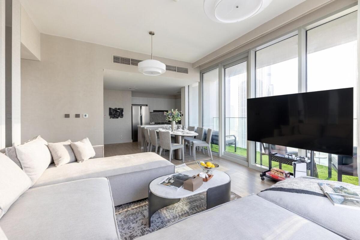 Luxury 4br Prime Downtown Apartment
