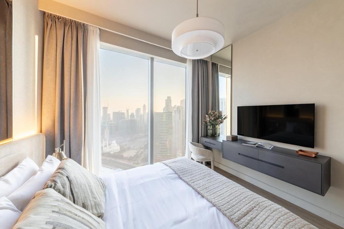 Apartment Luxury 4br Prime Downtown Dubai