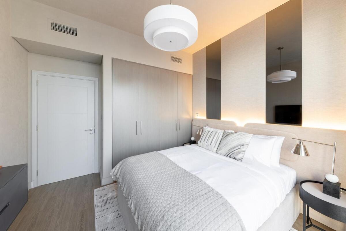 Luxury 4br Prime Downtown * Dubai
