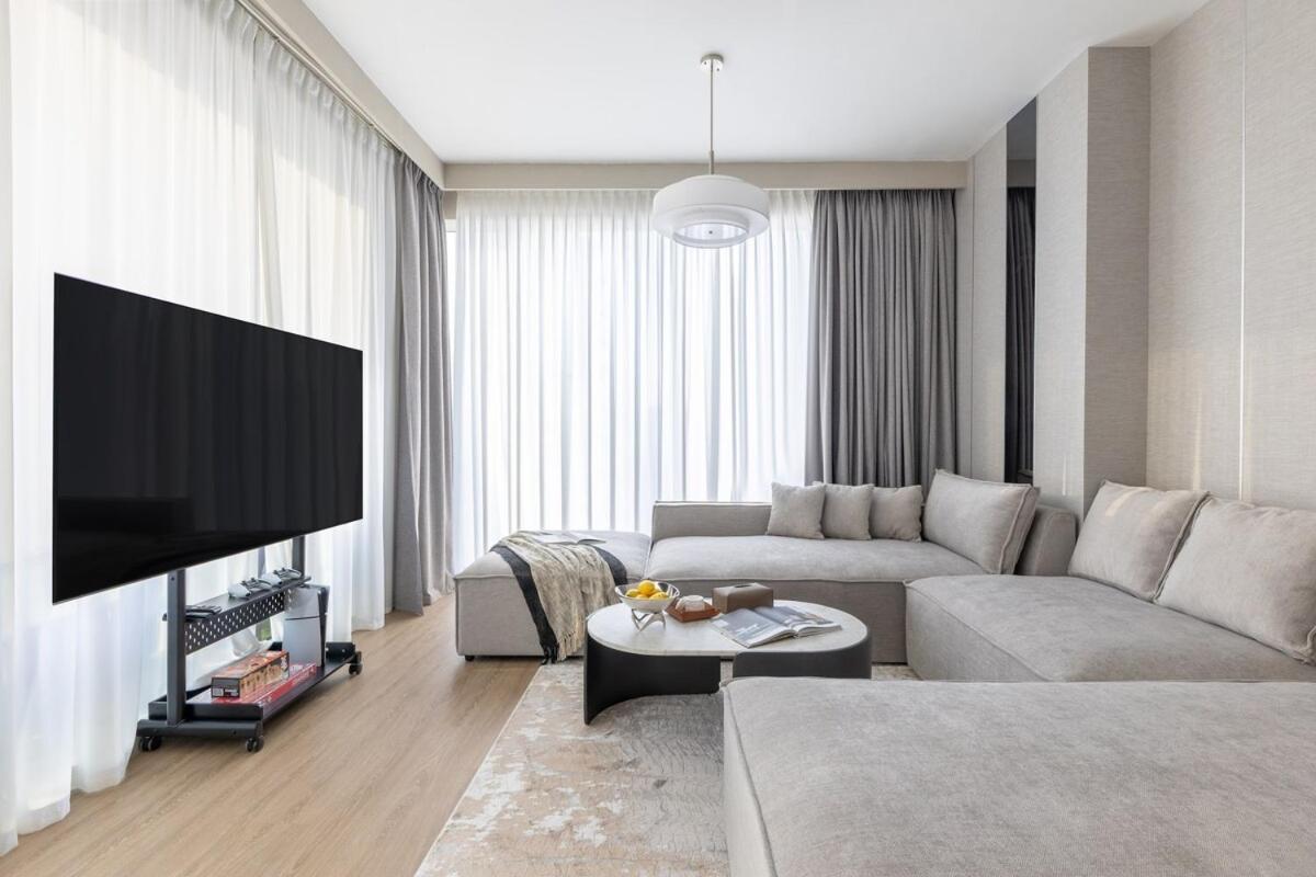 Luxury 4br Prime Downtown *