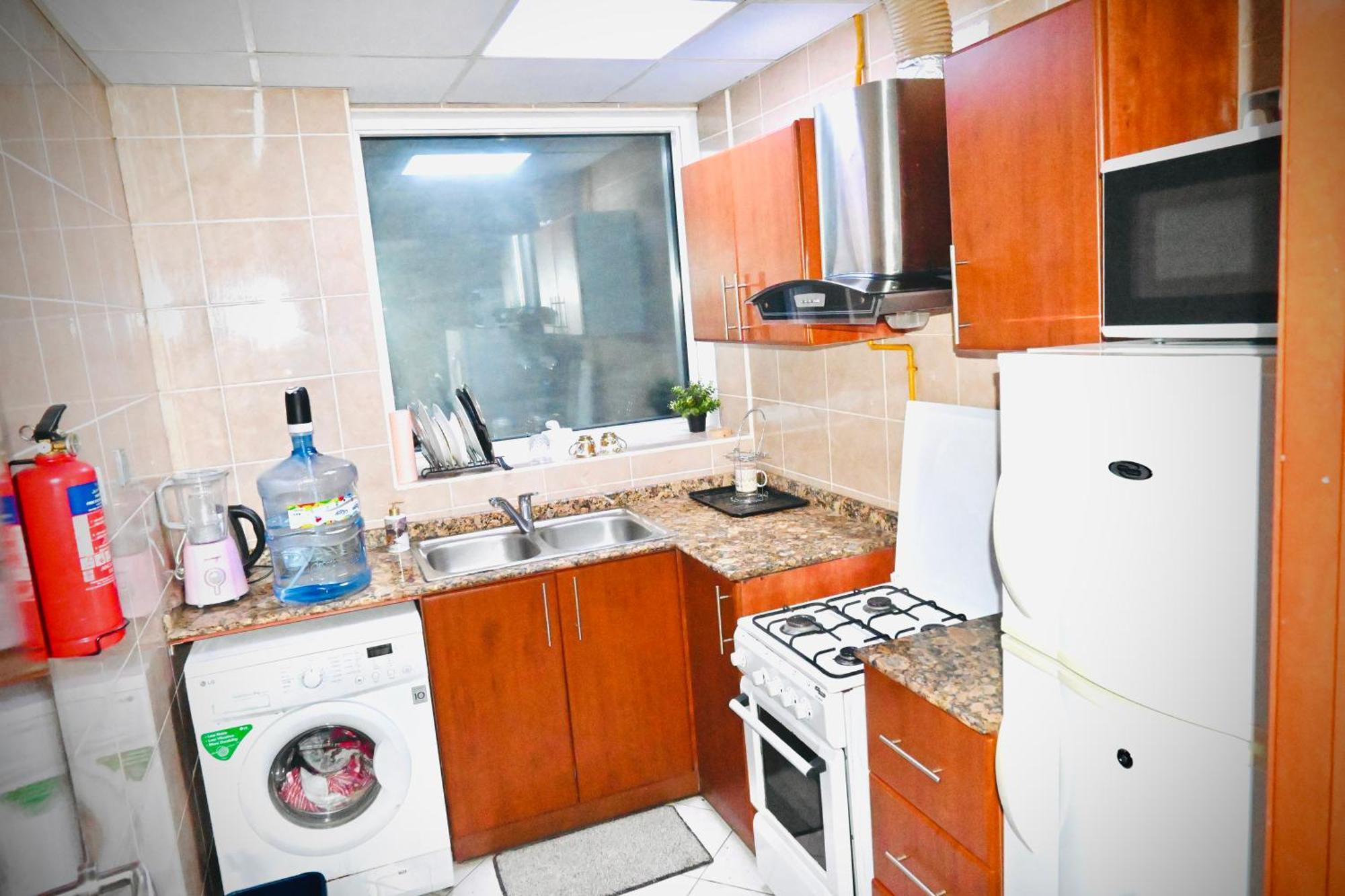 Apartment 2 Bedroom Near To Marina Yachts And Dubai