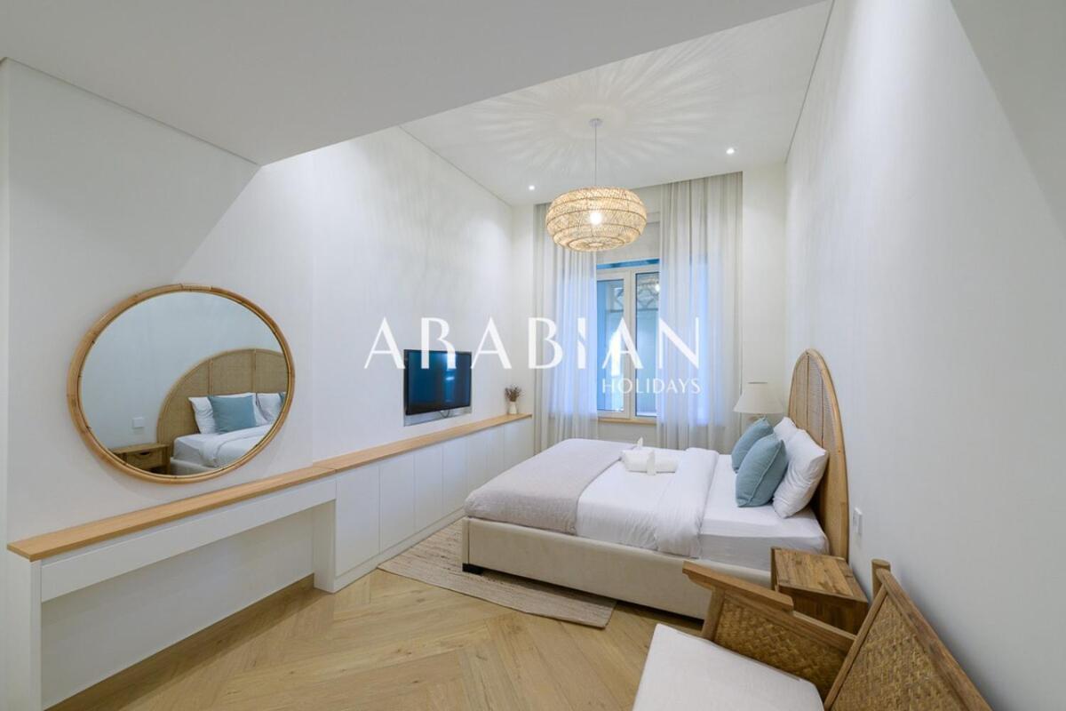 Unique 1 Bedroom In Palm Jumeirah *