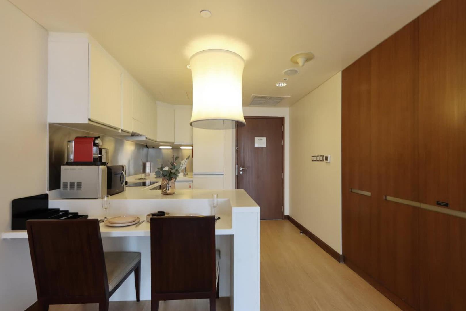 Livbnb-exquisite In Address Mall Dubai