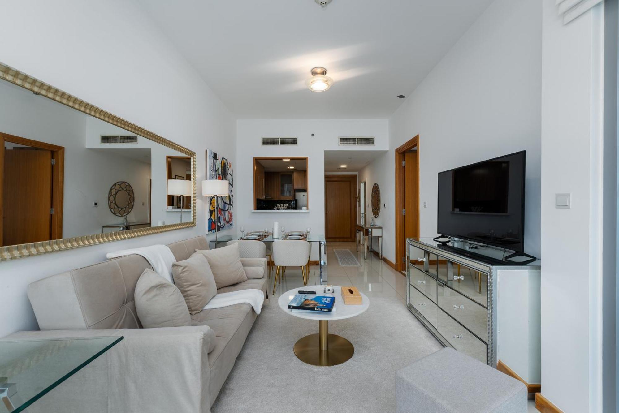Iris Blue, Marina - Mint Apartment Dubai