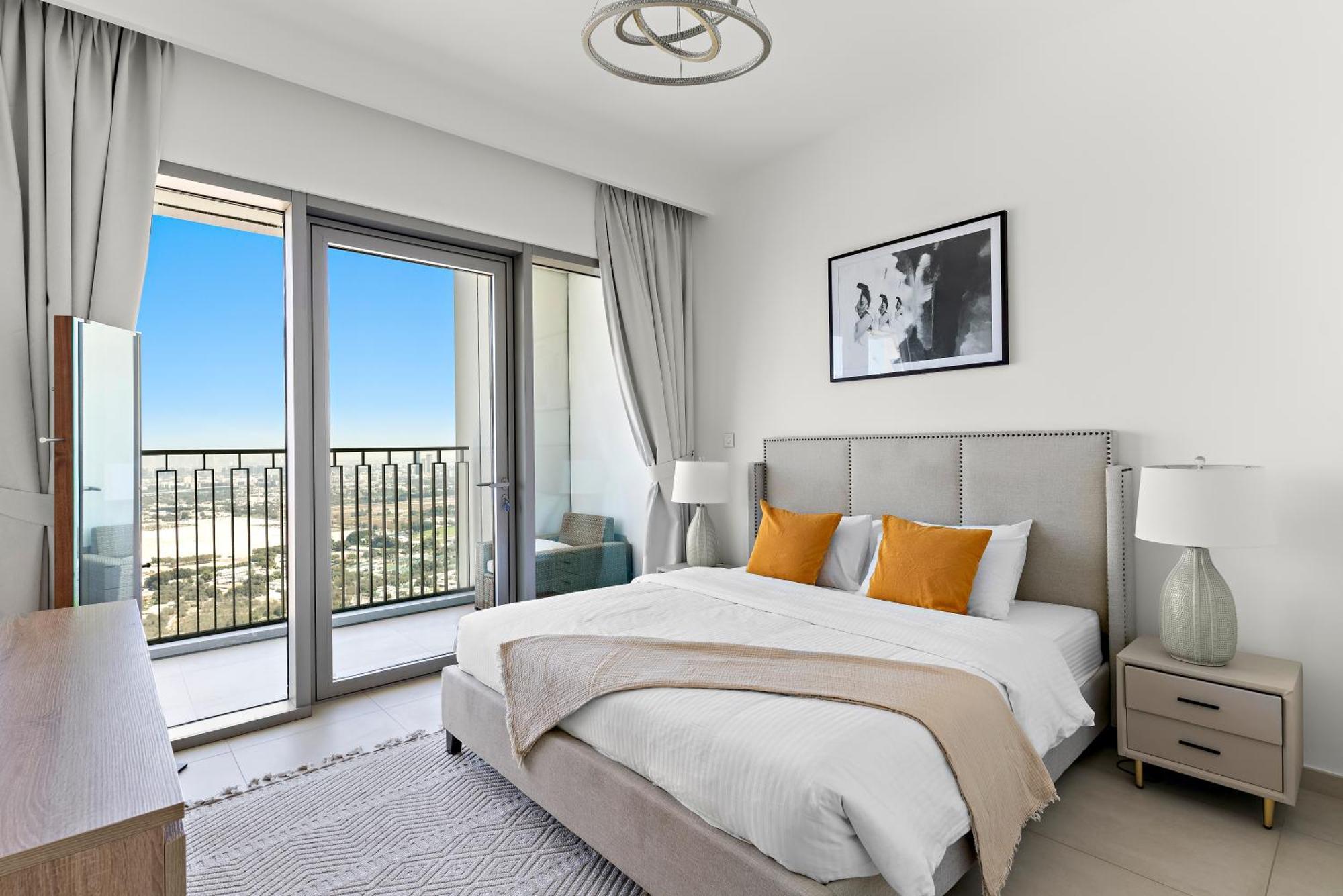 2br Elegant Interior, Breathtaking Views, Downtown