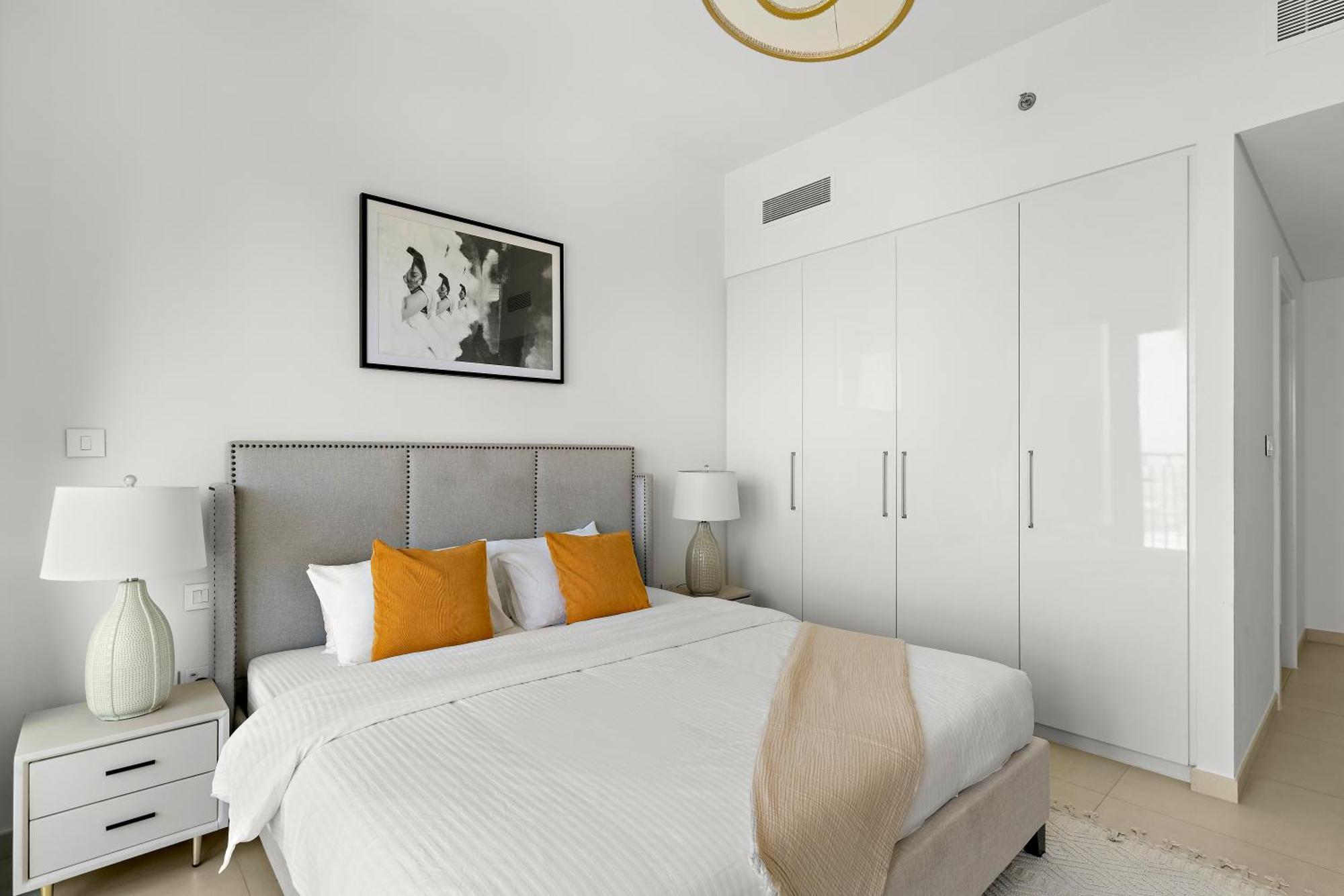 Apartment 2br Elegant Interior, Breathtaking Views, Downtown *