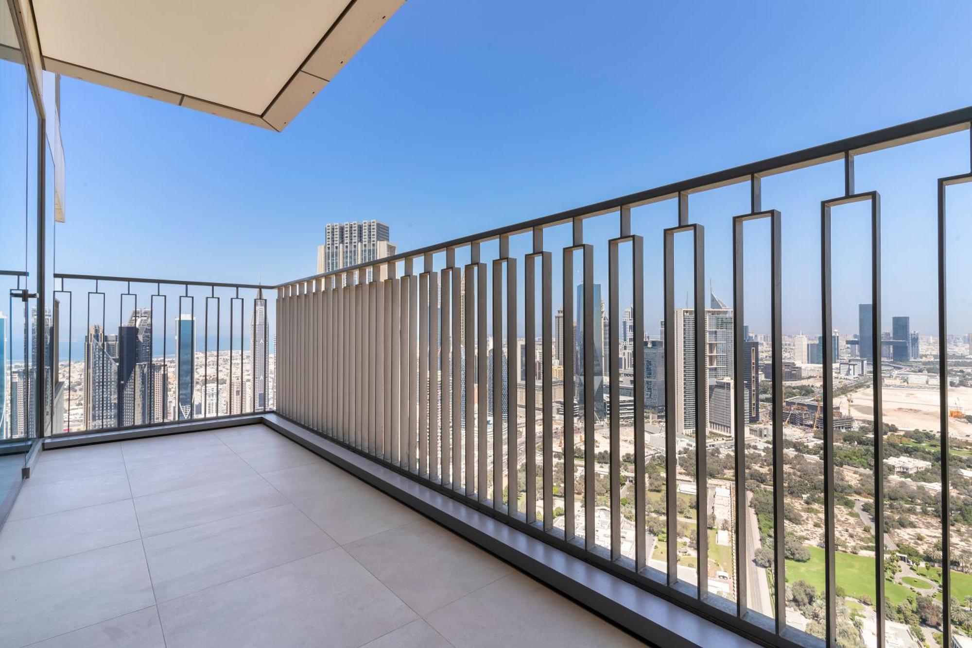 Apartment 2br Elegant Interior, Breathtaking Views, Downtown Dubai