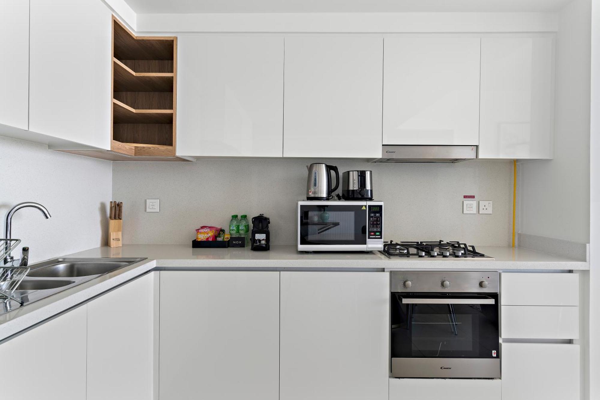 2br Elegant Interior, Breathtaking Views, Downtown