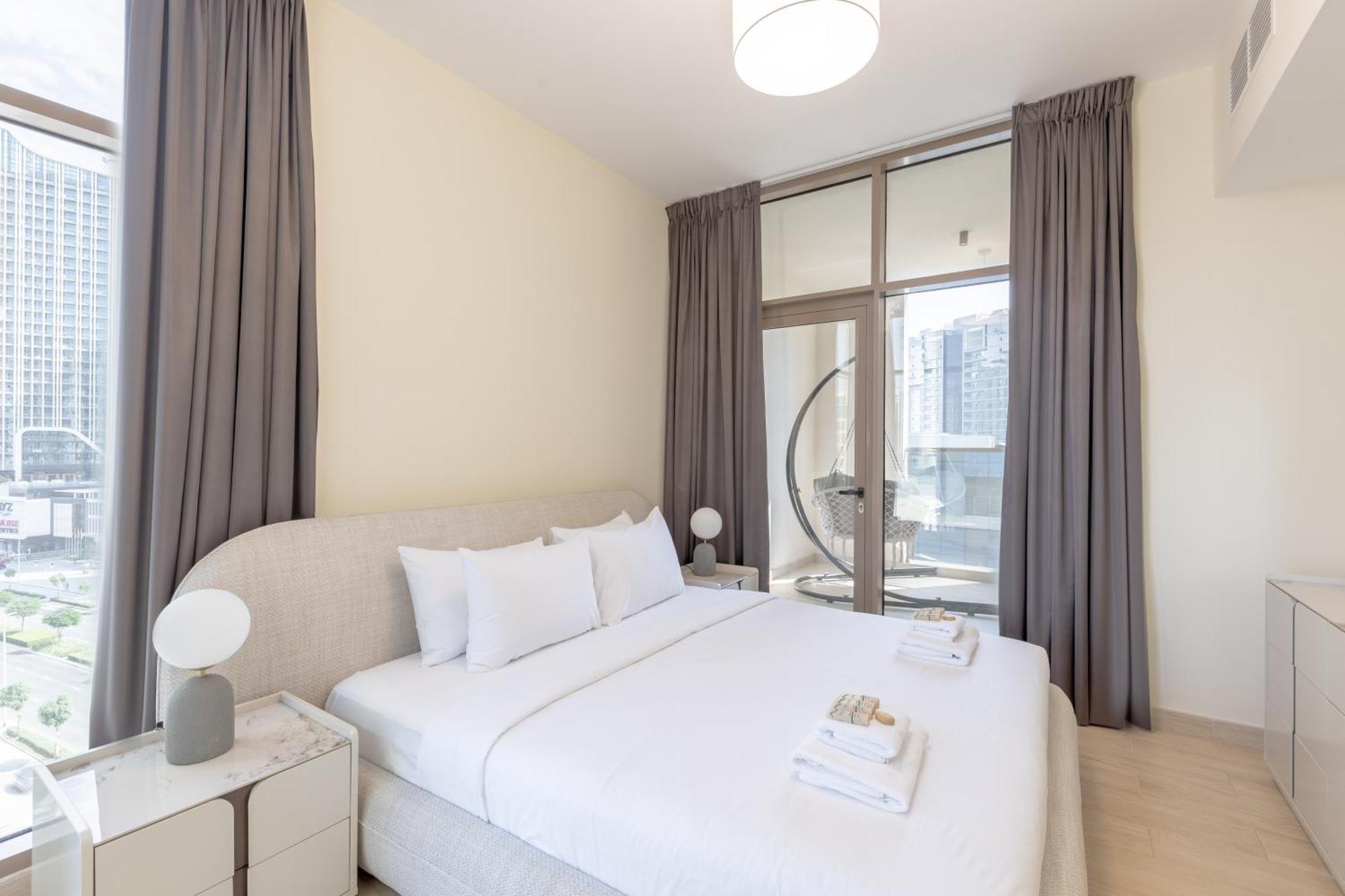 Premium Brand New, Right Infront Of Canal Apartment