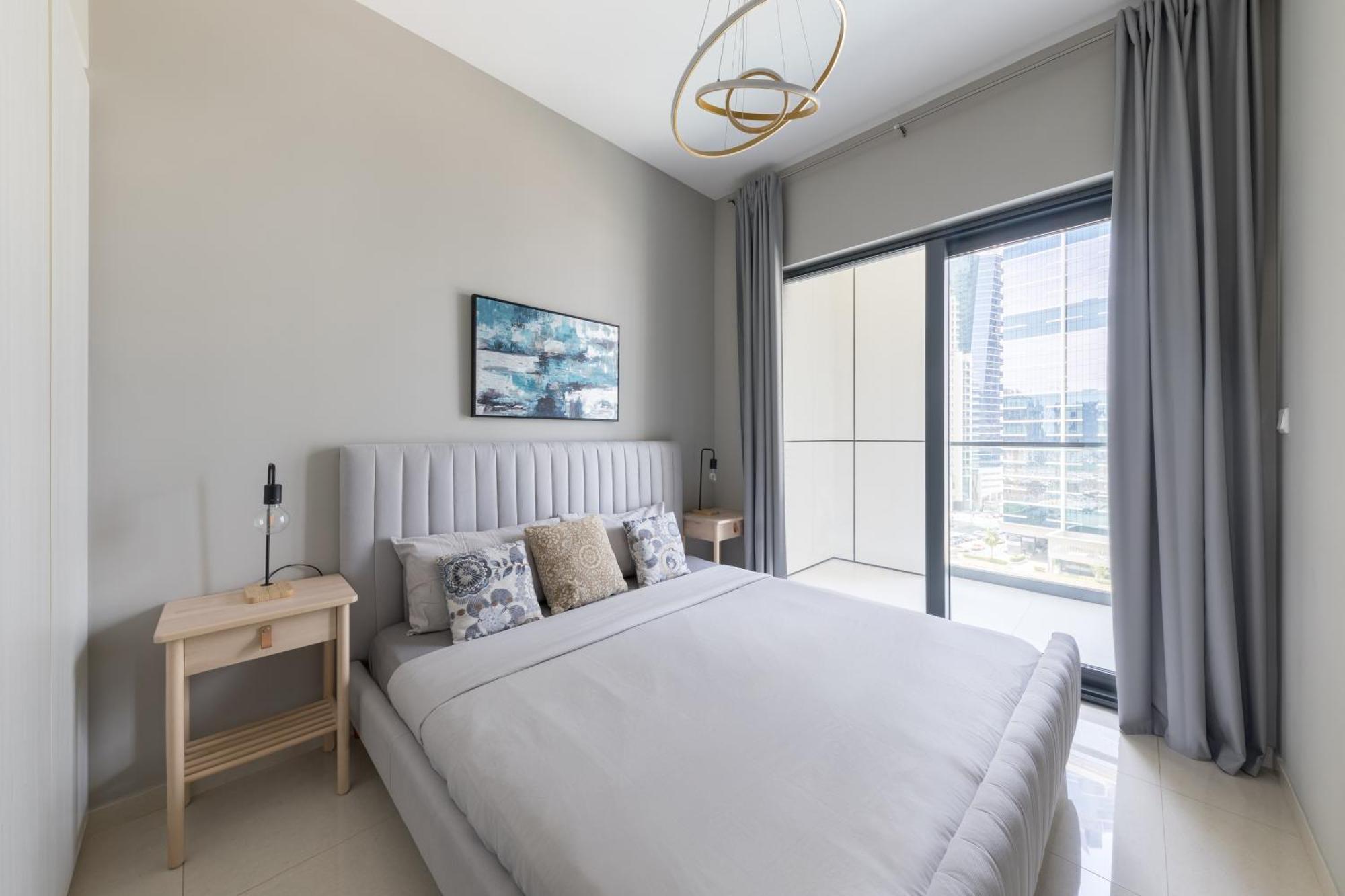 Apartment Relaxing 1br Escape, Scenic Pool View Zada Tower - 6ab22
