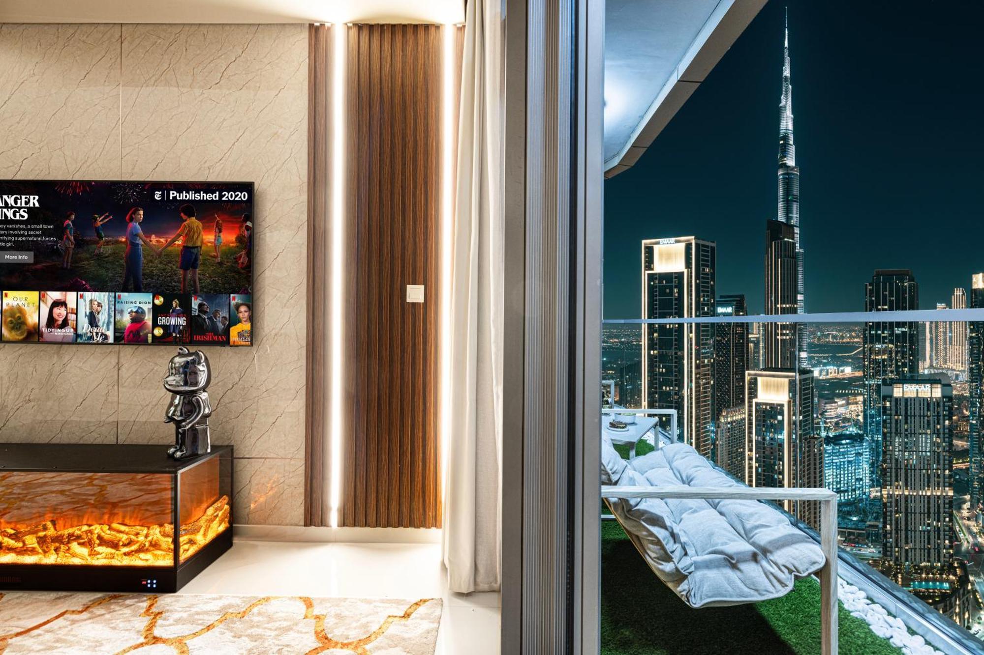 Cloud Nine Panorama & Rooftop Infinity Pool, 3br In Paramount Midtown Apartment Dubai