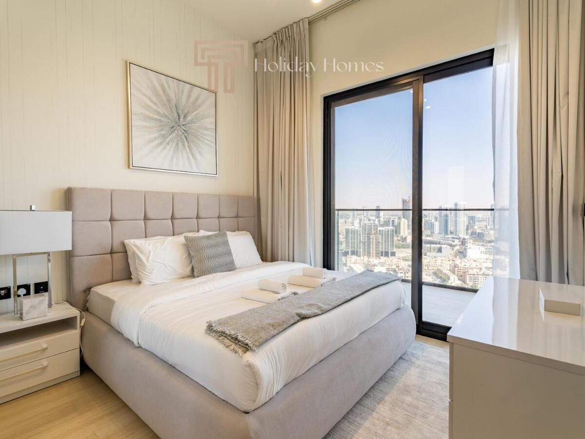 With Private Pool, Spacious Living Apartment Dubai