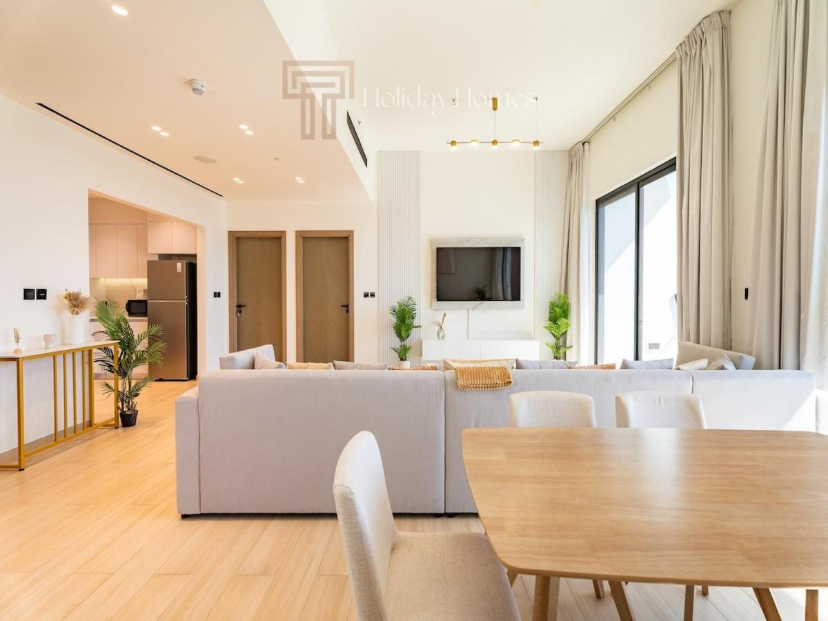 With Private Pool, Spacious Living Apartment