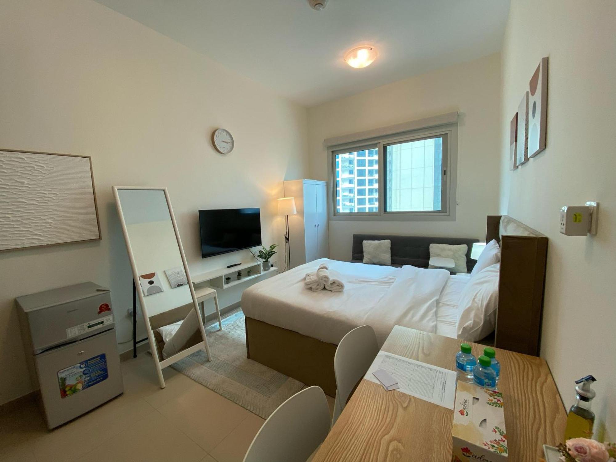 Apartment I 15 Min To International Airport *